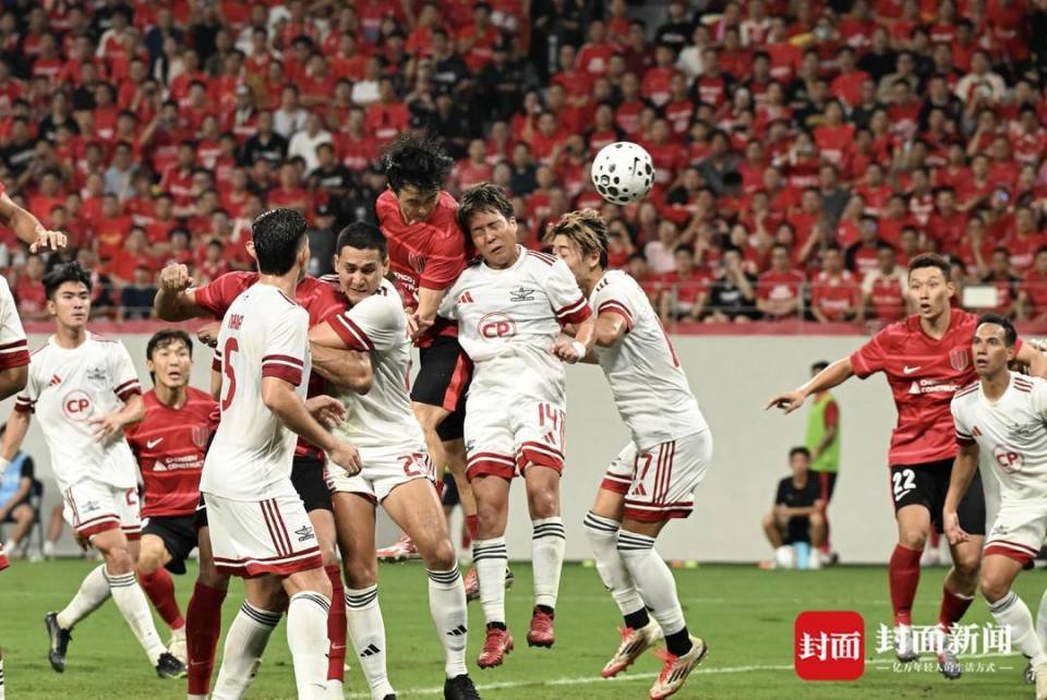 成都蓉城队, 进攻利器韦, 庆祝 成都蓉城队, 进攻利器韦, 庆祝