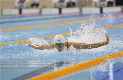 XYE, 校游泳领域